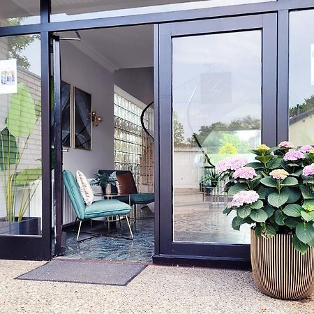 Moderne Maisonette Ferienwohnung Mit Gartenzugang, Nur 7 Gehminuten Zum Strand, Parkplatz & Fahrradunterstellplatz Шарбойтц Екстериор снимка