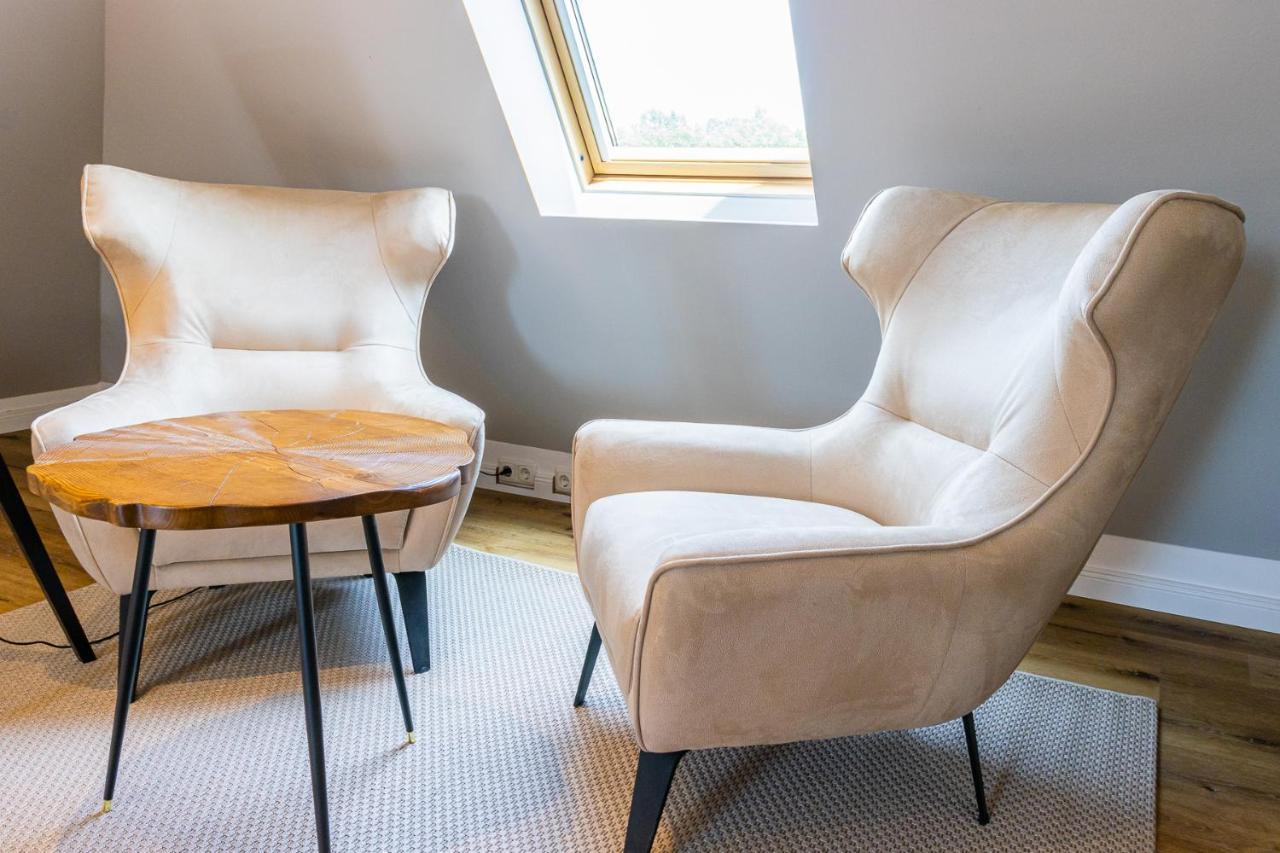 Moderne Maisonette Ferienwohnung Mit Gartenzugang, Nur 7 Gehminuten Zum Strand, Parkplatz & Fahrradunterstellplatz Шарбойтц Екстериор снимка