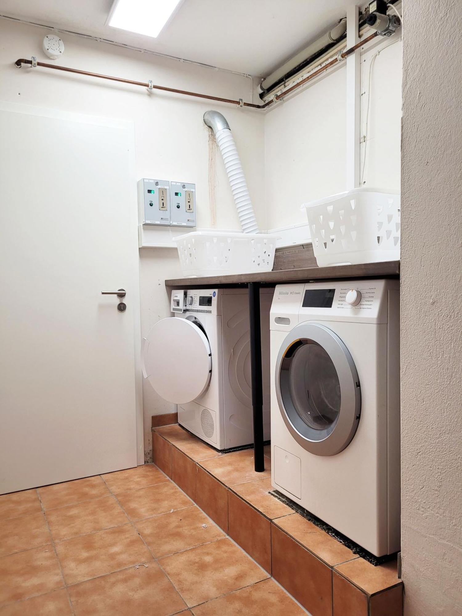 Moderne Maisonette Ferienwohnung Mit Gartenzugang, Nur 7 Gehminuten Zum Strand, Parkplatz & Fahrradunterstellplatz Шарбойтц Екстериор снимка