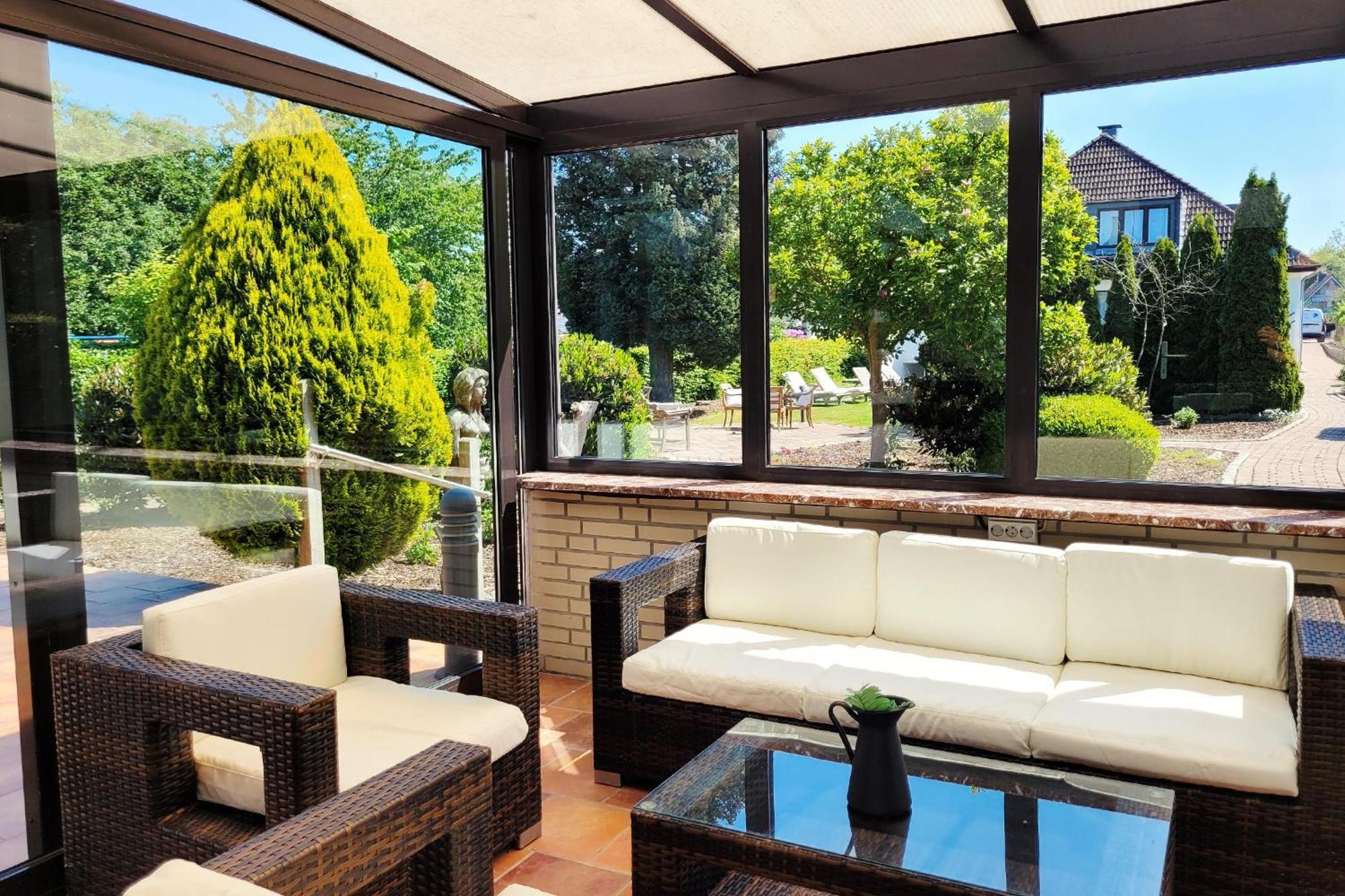 Moderne Maisonette Ferienwohnung Mit Gartenzugang, Nur 7 Gehminuten Zum Strand, Parkplatz & Fahrradunterstellplatz Шарбойтц Екстериор снимка